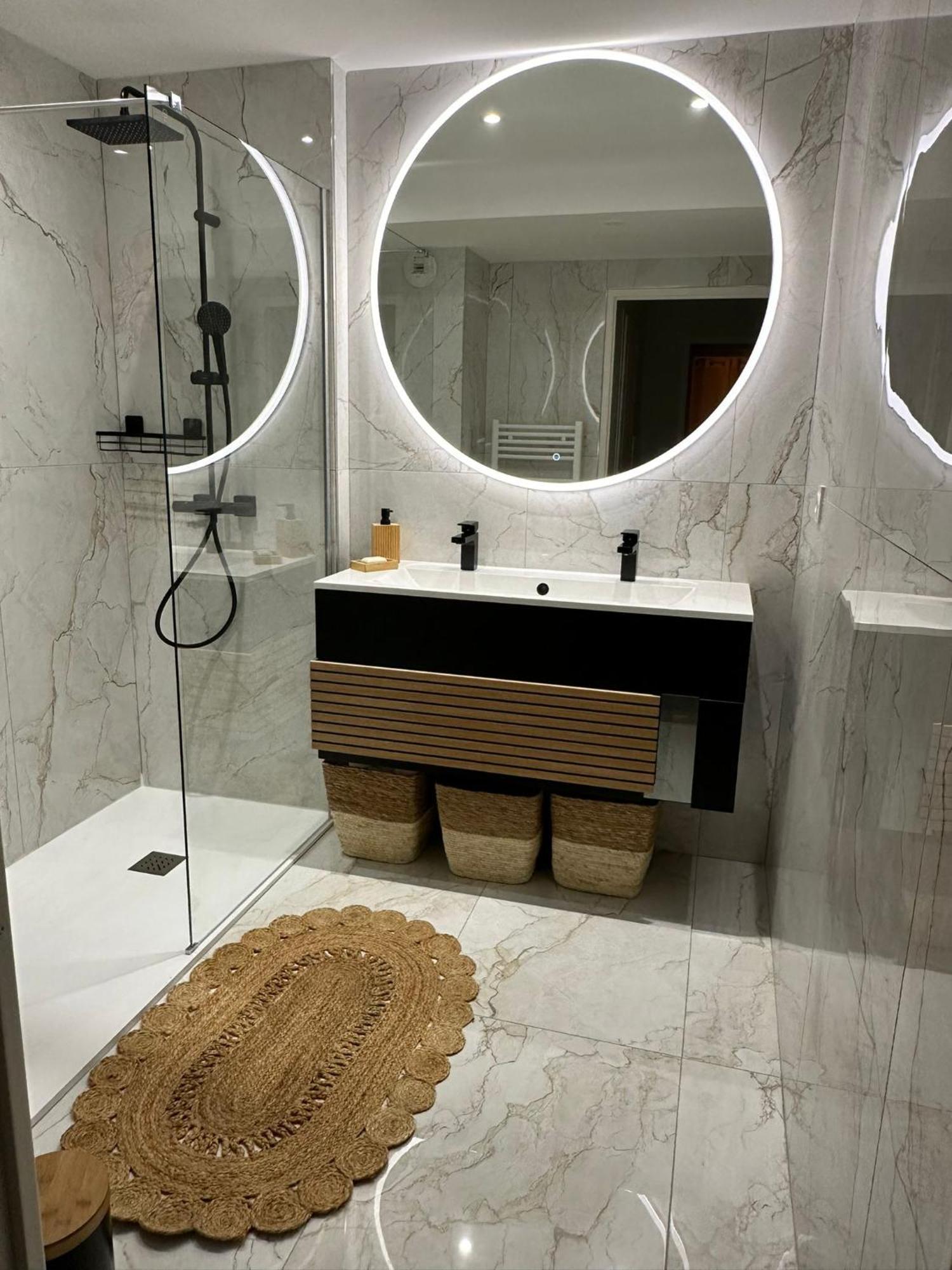 T3 5 Etoile Jacuzzi Apartment Тулуза Екстериор снимка